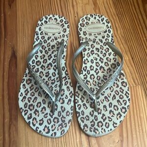 Gold Leopard Print Havaianas